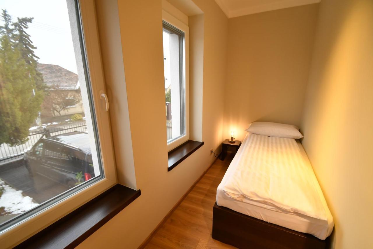 Tweed House Villa Budapest Luaran gambar