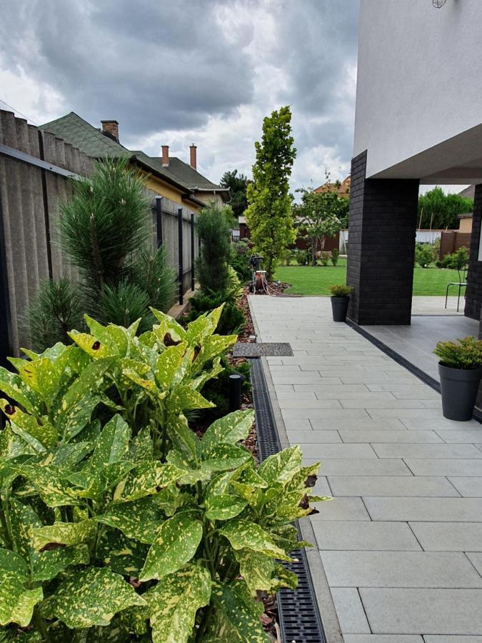 Tweed House Villa Budapest Luaran gambar